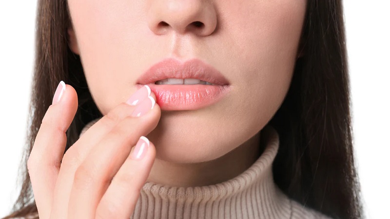 کاربرد لیزر دندانزشکی در درمان آفت و تب‌خال