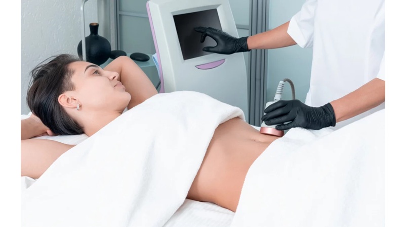 درمان‌های ترکیبی موضعی پیکر ‌تراشی و درمان‌های سیستمیک